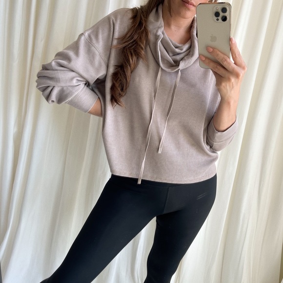 WAFFLE CROPPED SWEATSHIRT — In Washed LiLac - Picture 6 of 8